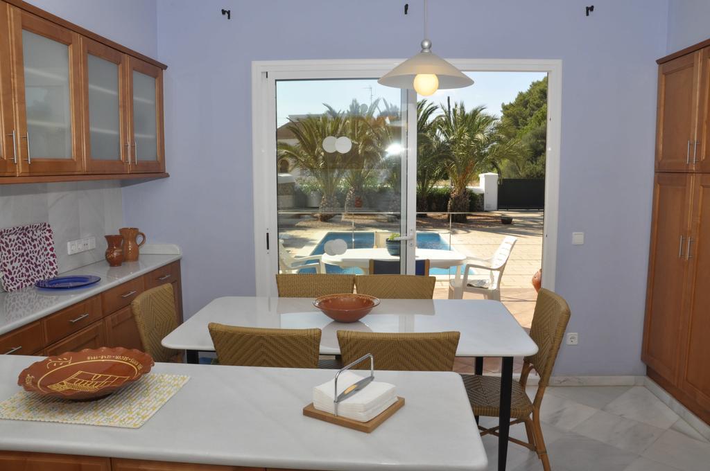 Villa Francisca Sa Caleta Habitación foto